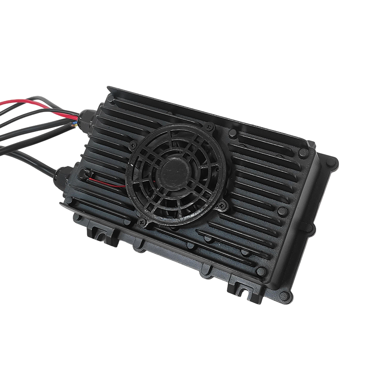 360W indbygget batterioplader til gaffeltruck og industrikøretøjer